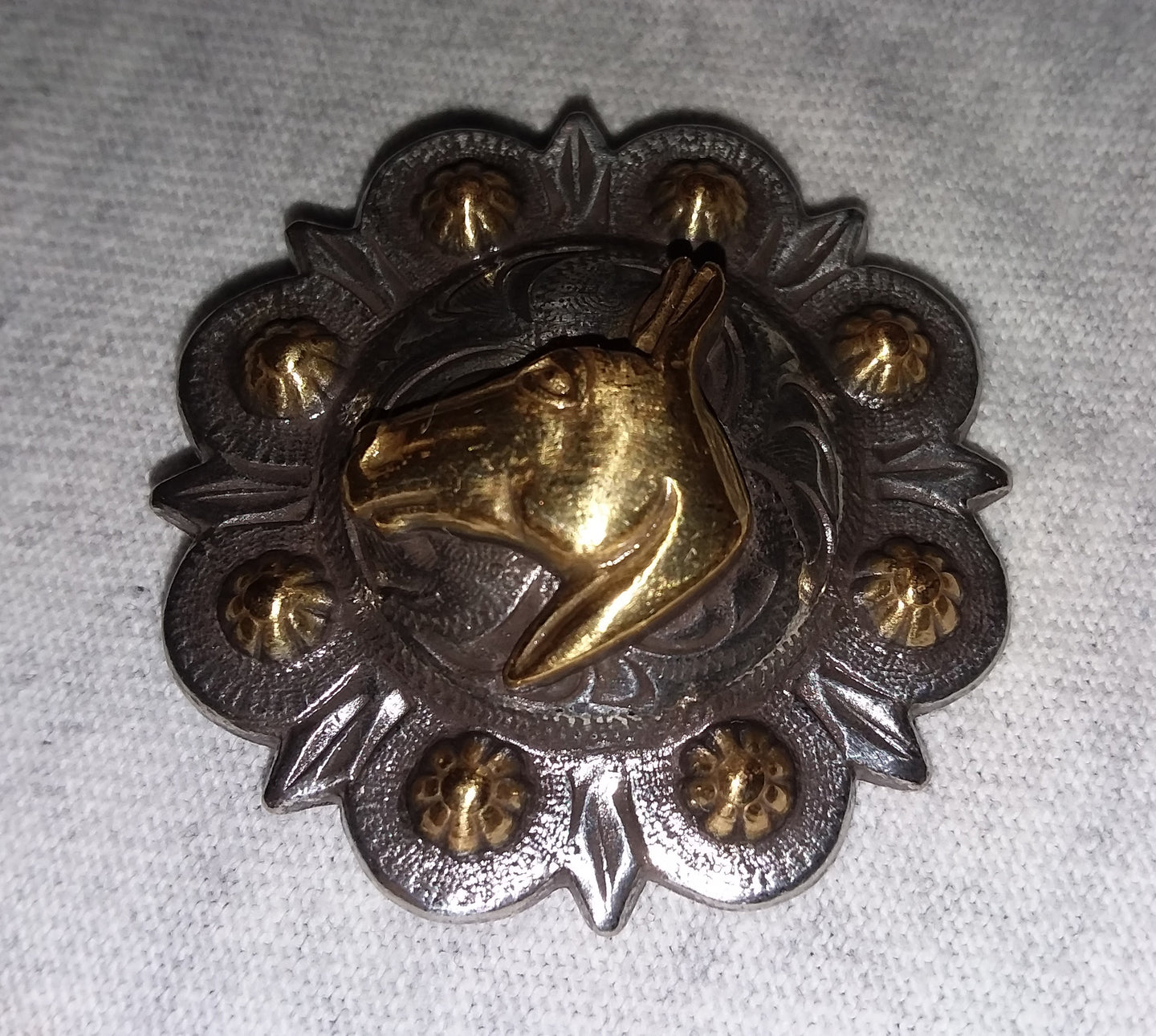 Concho - Mule Head Gold on Silver