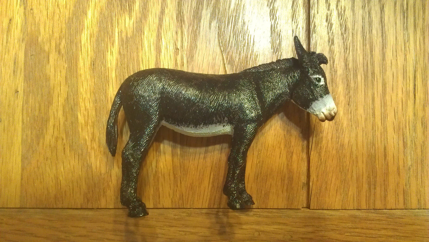 Toy - Donkey Statue